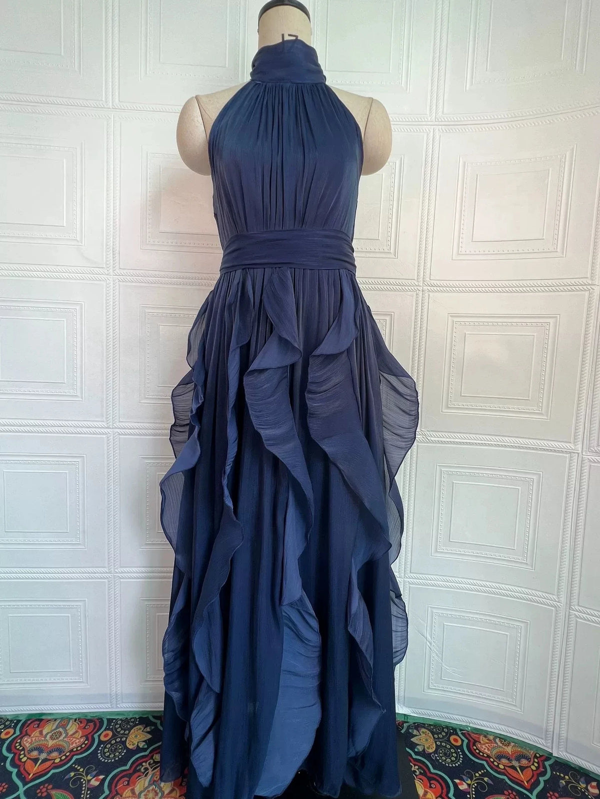 Women'S Spring 2026 Vintage Elegant Ruffled Sleeveless Cinched Waist Long Dress New Arrival