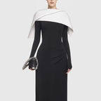 Black and White Color Blocked Knitted Floor Length Dress 2024 New Asymmetrical Shoulder Pleated Long Dress